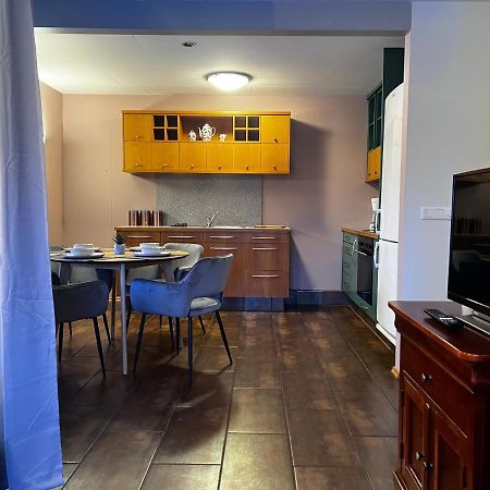 Akureyri Central Apartment מראה חיצוני תמונה