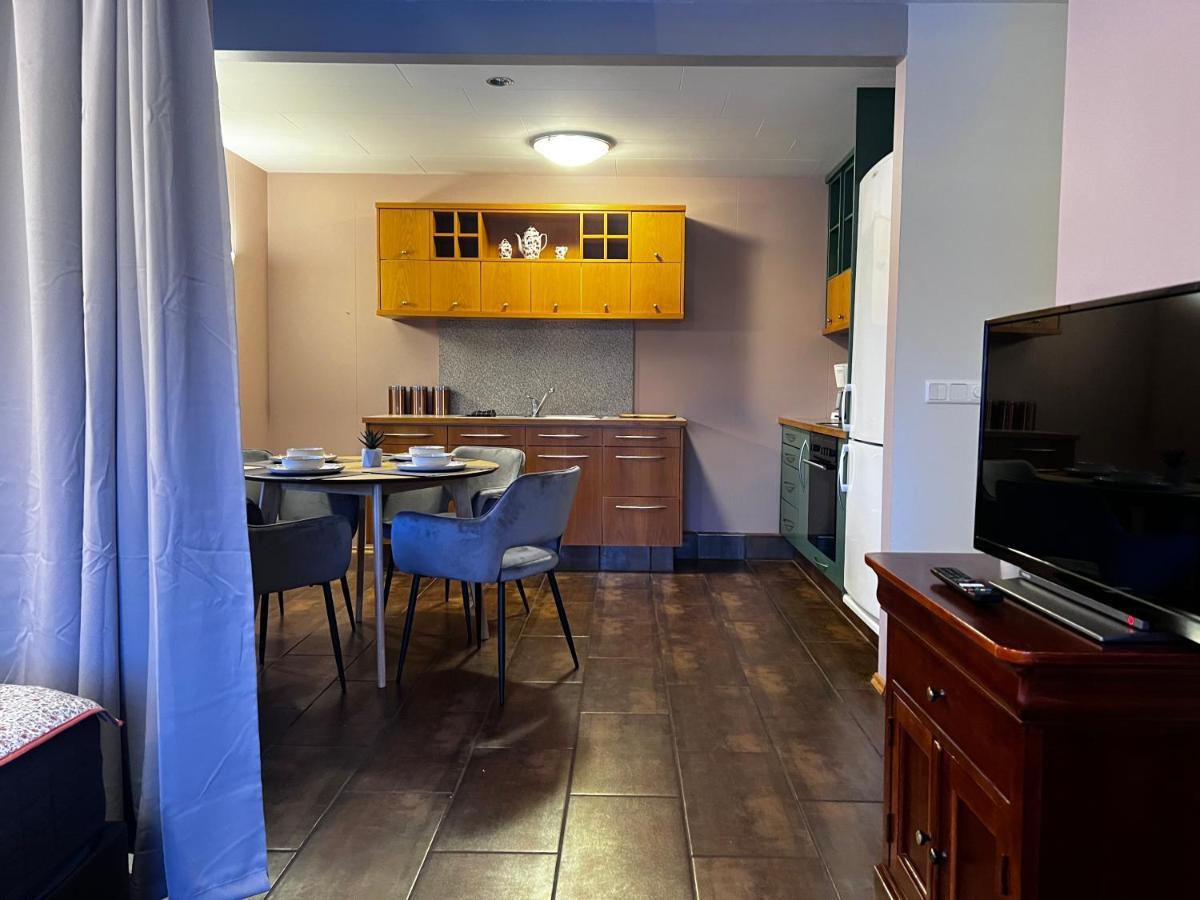 Akureyri Central Apartment מראה חיצוני תמונה