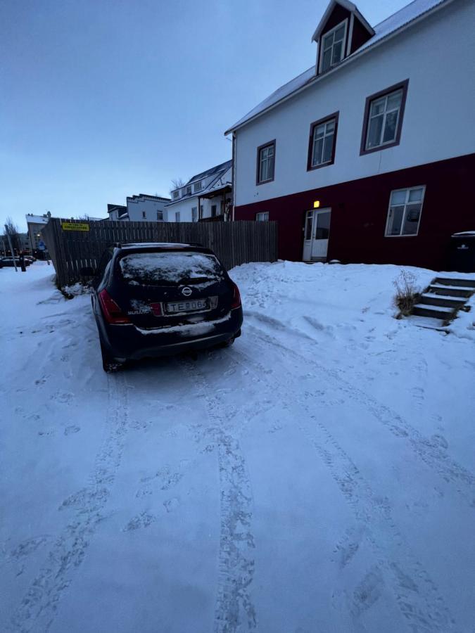 Akureyri Central Apartment מראה חיצוני תמונה