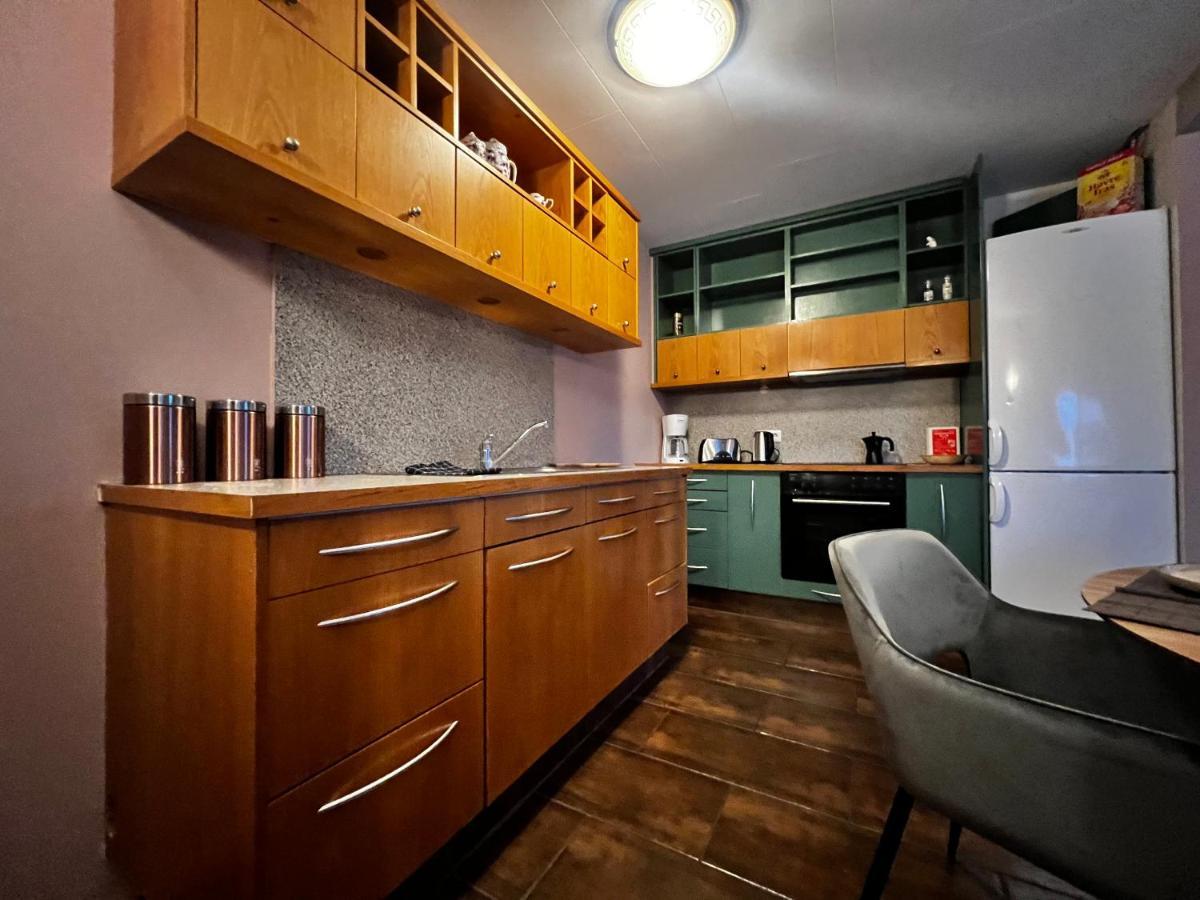 Akureyri Central Apartment מראה חיצוני תמונה
