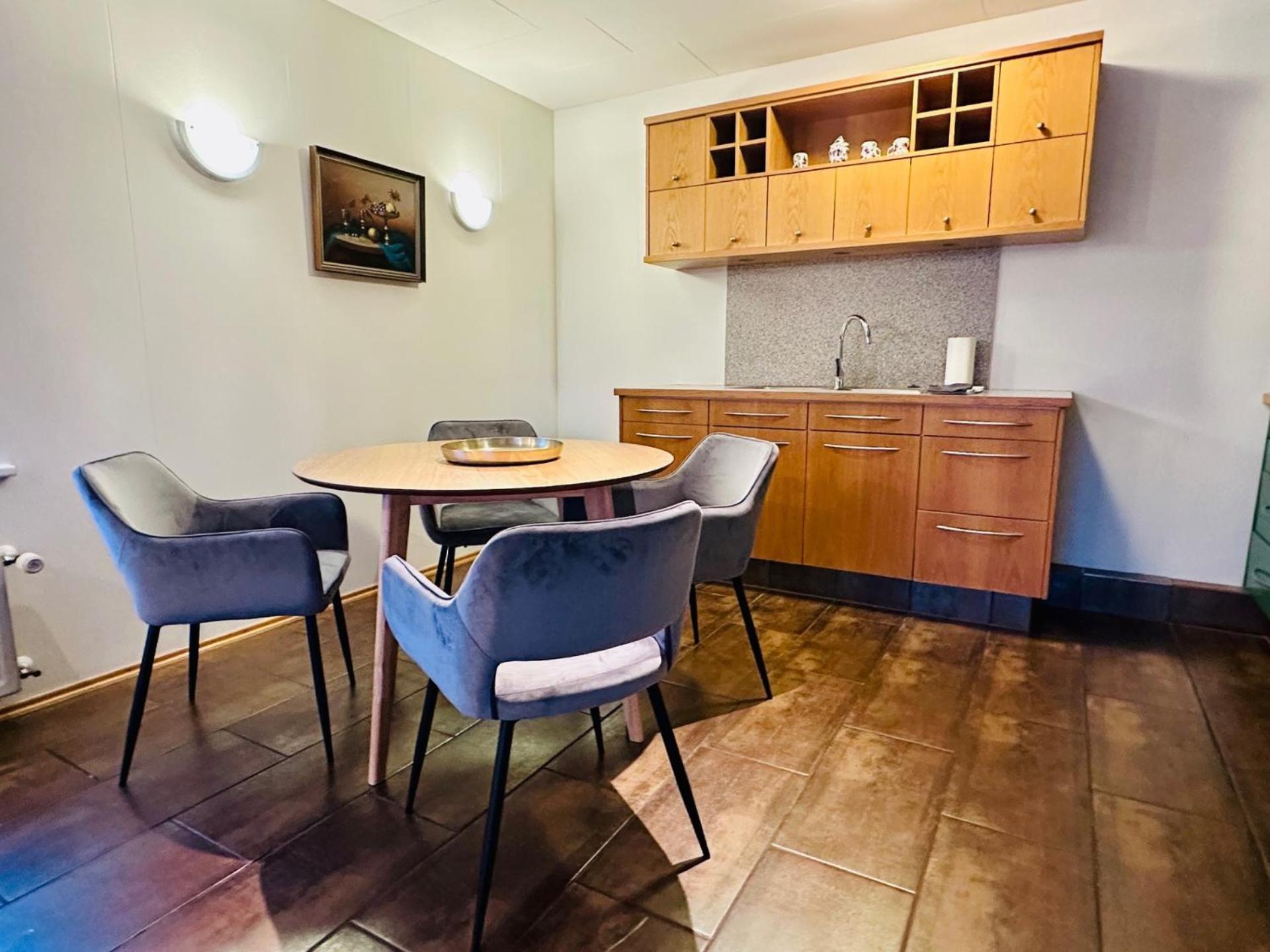 Akureyri Central Apartment מראה חיצוני תמונה